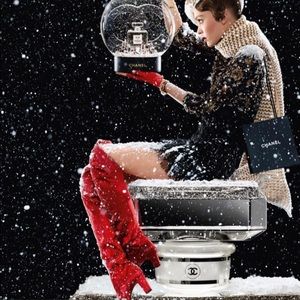 CHANEL 2019 L’EAU Holiday Poster limited edition